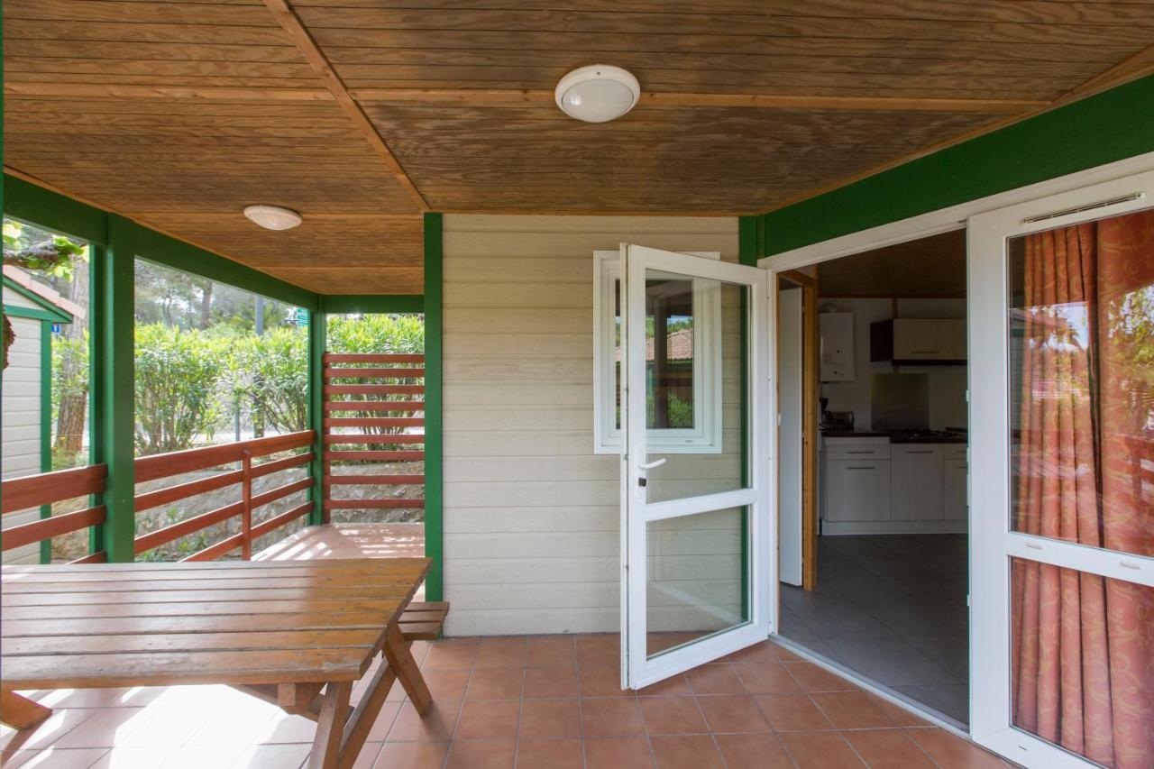 Camping Vilanova Park Виланова-и-ла-Желтру Экстерьер фото